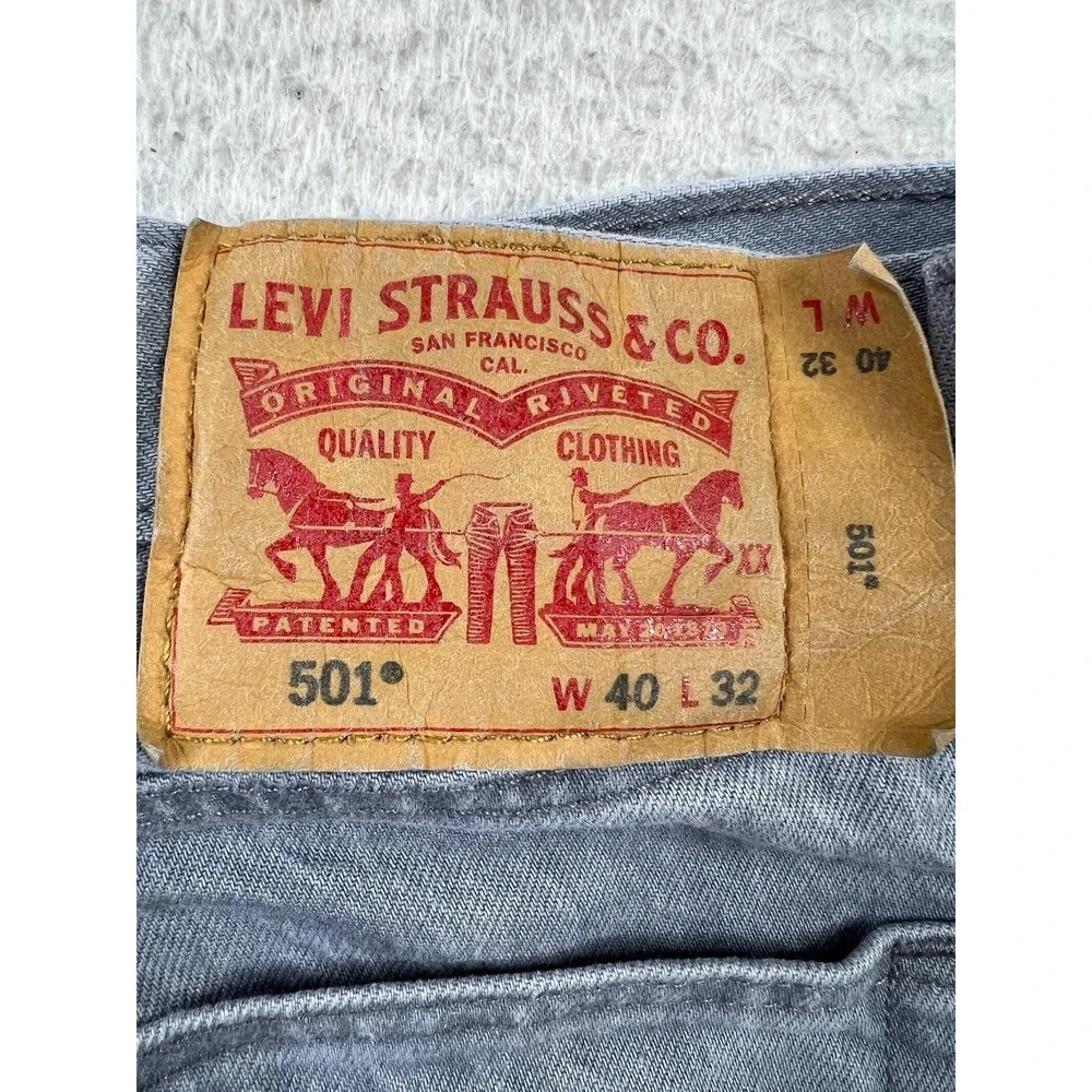 Levis‎ 501 Jeans Mens 40x32 (Fits 38x29) Gray Button Fly Denim Straight Leg